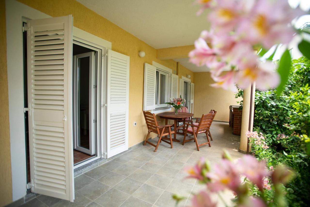 Apartment Nina Rovinj Exteriör bild
